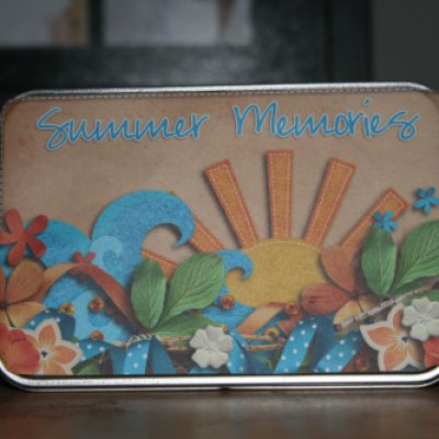 Summer Memories Tin