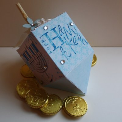 Hybrid - Dreidel favor box