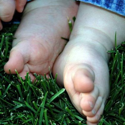 Rhett's Little Feet June 2008