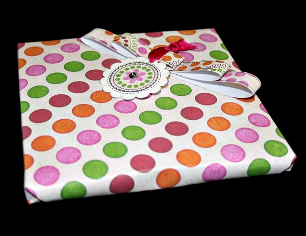 Gift Wrap, bow and tag