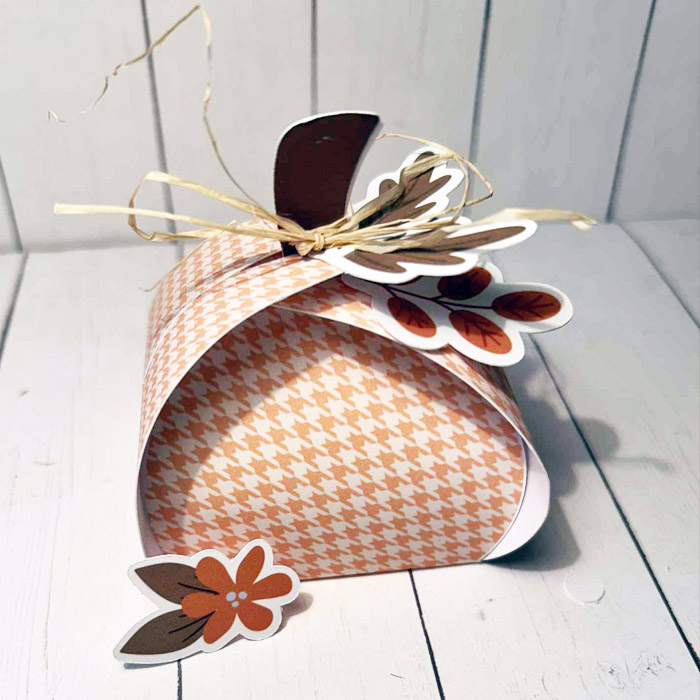 Pumpkin treat box