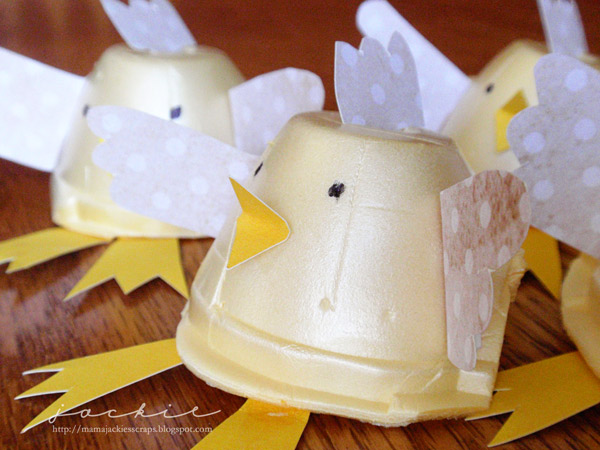 Recycled Easter Chicks {hybrid}