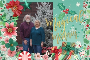 2018_11_Us_Christmas_Photo_resized