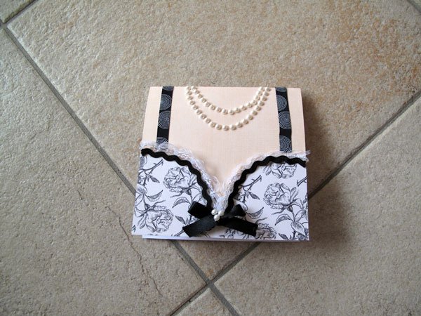 hybridcard_bra_01_small