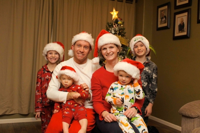 Family Christmas photo
