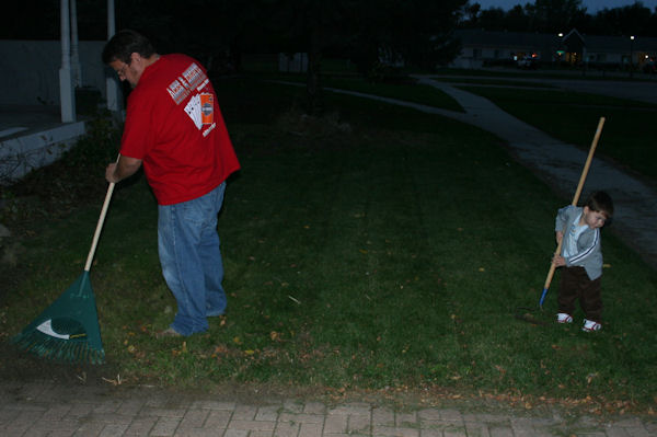 rakingphoto