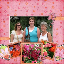 080814girlsdayout4web.jpg