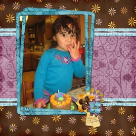 101_Eva_MamaLuvsFlowers.jpg