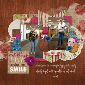Family2016_ShoeShopping_600x600_.jpg
