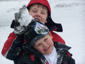 Playing_in_the_Snow_upload.jpg