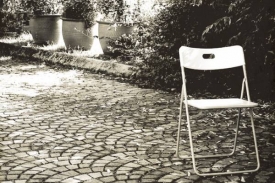 chair.jpg
