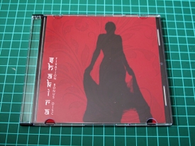 cover_shakira_fixation_front_hybrid_small.jpg