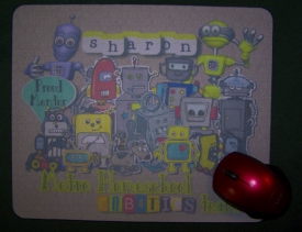 sharon_mousepad_01_hybrid.jpg
