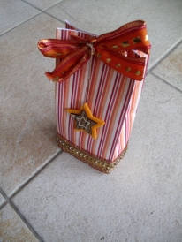 treatbag_mikulas_2010_orangestriped_01_small.jpg