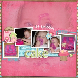 tyla-smash-cake.jpg