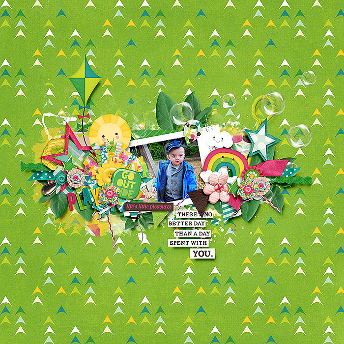 TR_SC_AHappyFamily_PlayingTogether_Layout1