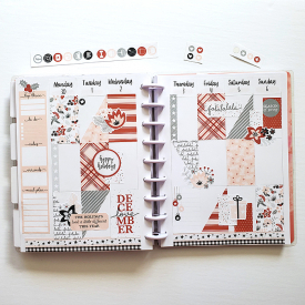 DecemberHappyPlannerSpread_mrsashbaugh.jpg