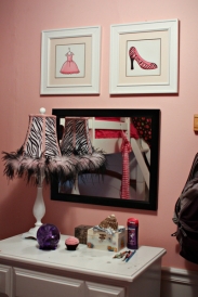 wall-art-girls-2.jpg