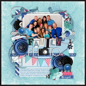 FamilyPhoto_WEB.jpg