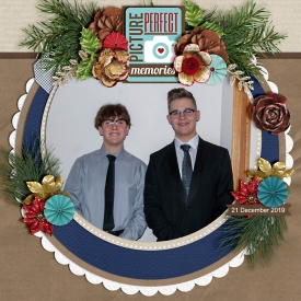dressupDec2019-web-700.jpg