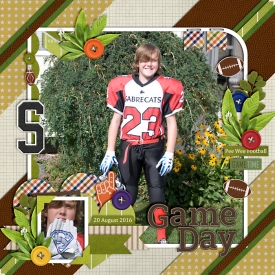 sFootballUniform-web-700.jpg