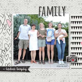 16aug01_family01.jpg